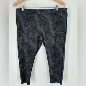 Nike Dri-Fit Mid Rise Leggings Women's Sz 1X Black Pattern Gym Running Yoga W3